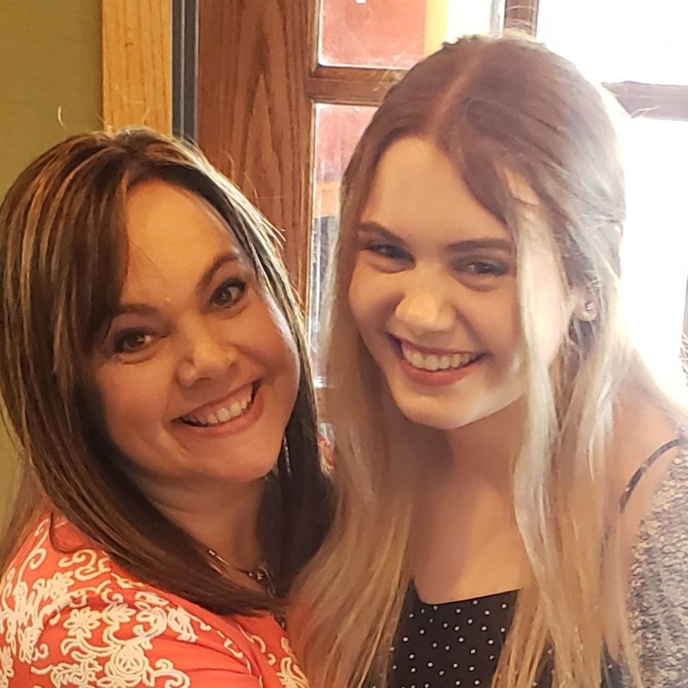 Meet your Posher, Casey